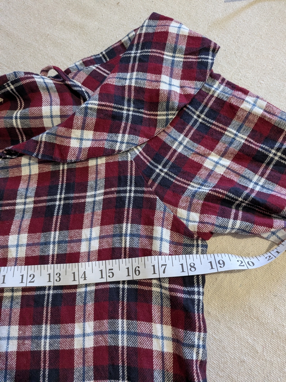 Women’s Burgundy Red Plaid Long Sleeve Top Button Front - Picture 8 of 9